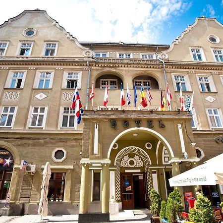 Hotel Coroana Brasov Exterior photo