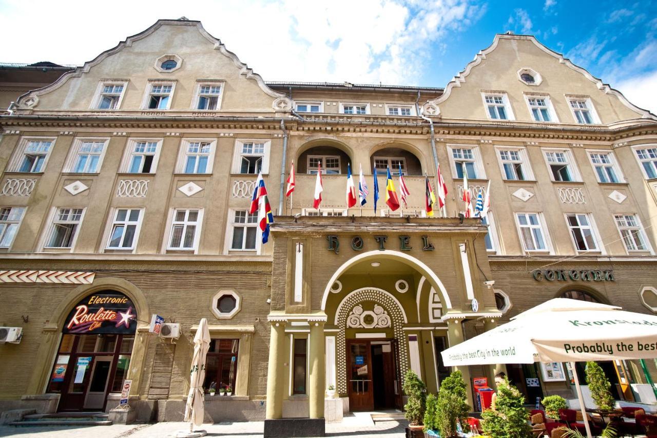 Hotel Coroana Brasov Exterior photo